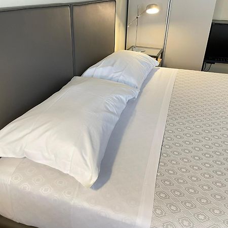 פארמה La Galleria Lodge מראה חיצוני תמונה