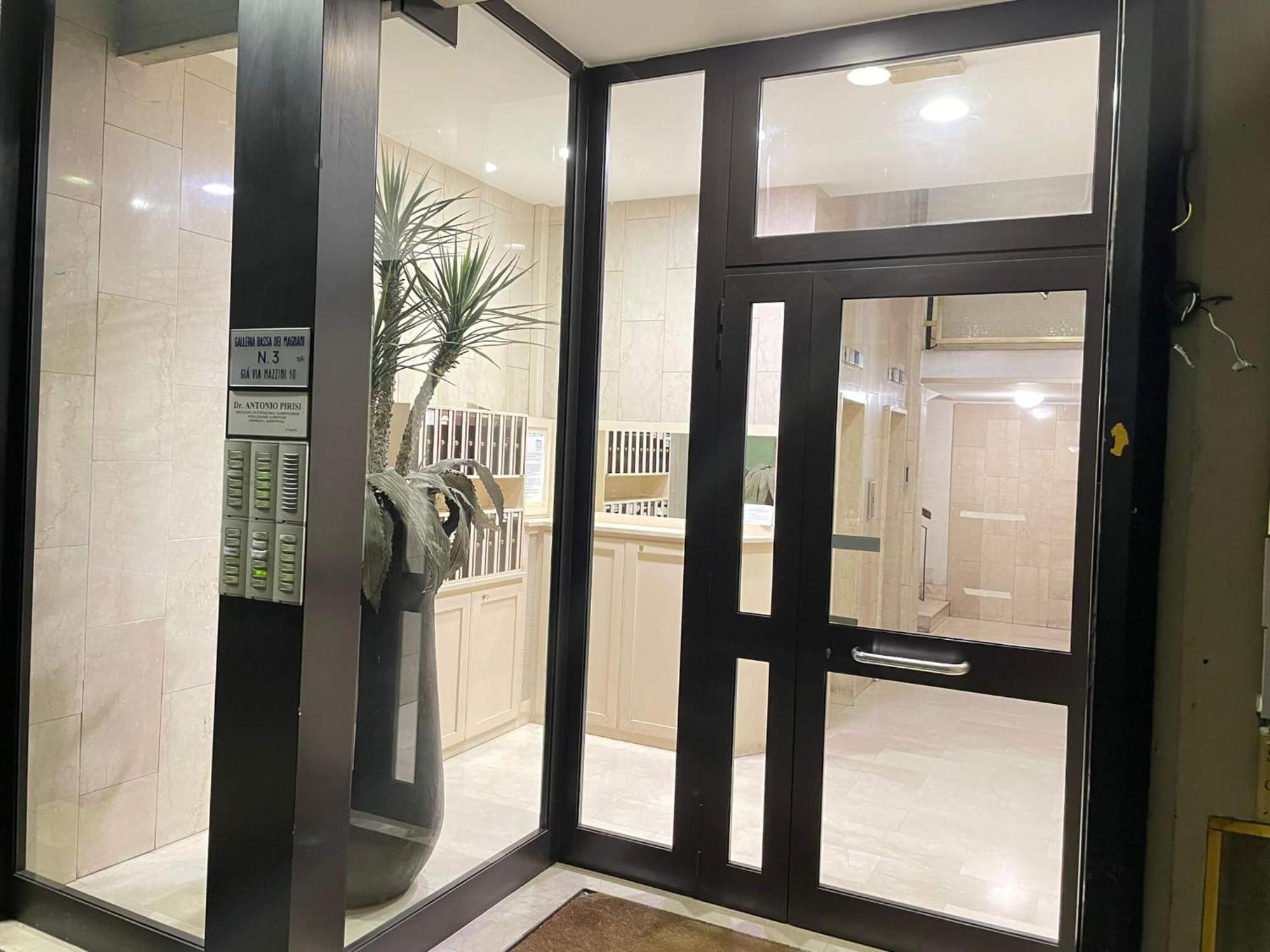 פארמה La Galleria Lodge מראה חיצוני תמונה